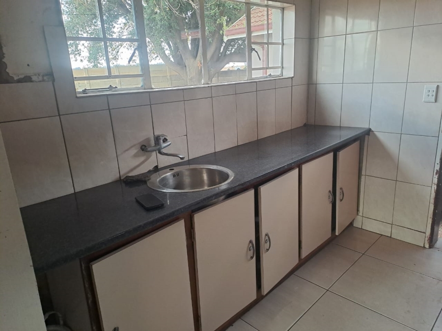 4 Bedroom Property for Sale in Vaalpark Free State